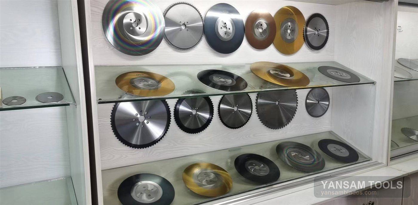 Saw blade technical guide and product samples